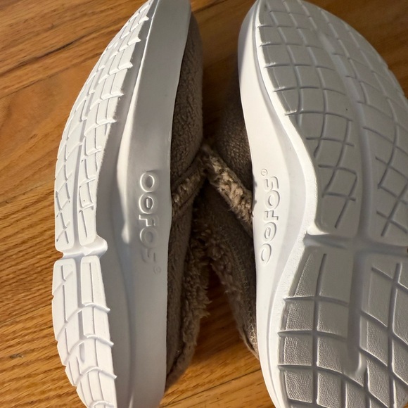 Cozy Tan Kids Shoes - Picture 8 of 9